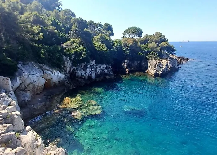 Charming 50m De La *